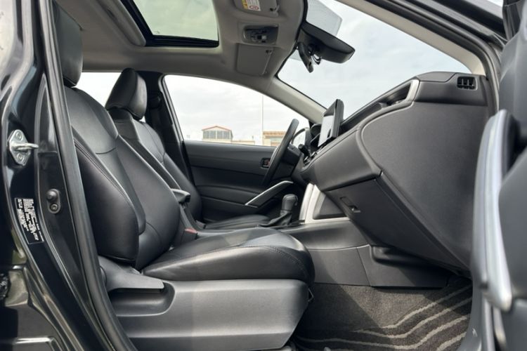 Used Toyota Corolla Cross 2022 2.0L Elite Edition Right Front Seat