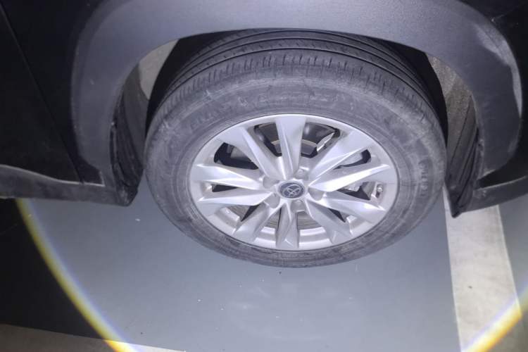 Used Toyota Corolla Cross 2022 2.0L Pioneer Edition Right Front Wheel Hub