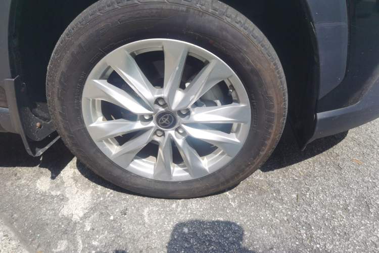 Used Toyota Corolla Cross 2022 2.0L Flagship Edition Right Front Wheel Hub
