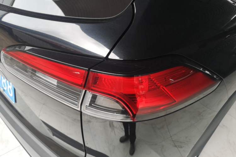 Used Toyota Corolla Cross 2022 2.0L Luxury Edition Right Rear Taillight