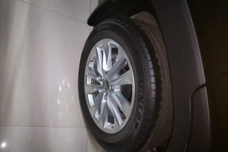 Used Toyota Corolla Cross 2022 2.0L Pioneer Edition Right Rear Wheel Hub