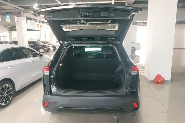Used Toyota Corolla Cross 2022 2.0L Elite Edition Trunk