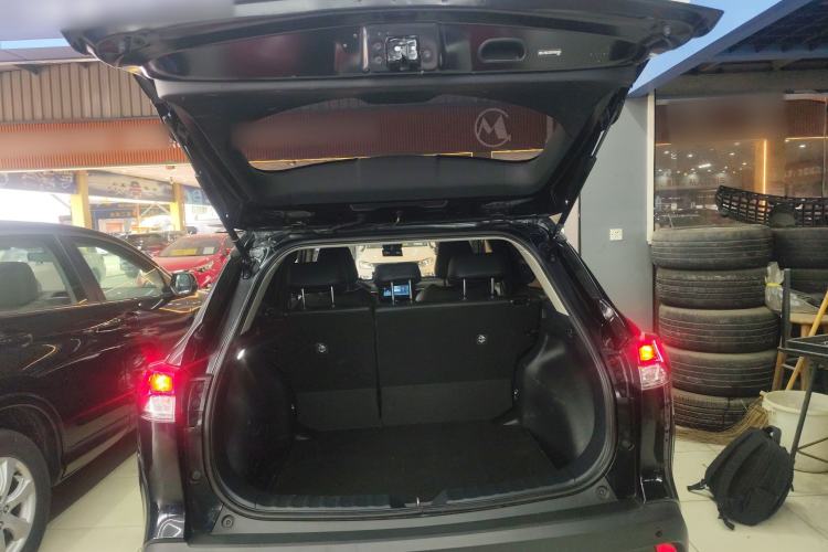 Used Toyota Corolla Cross 2022 2.0L Elite Edition Trunk