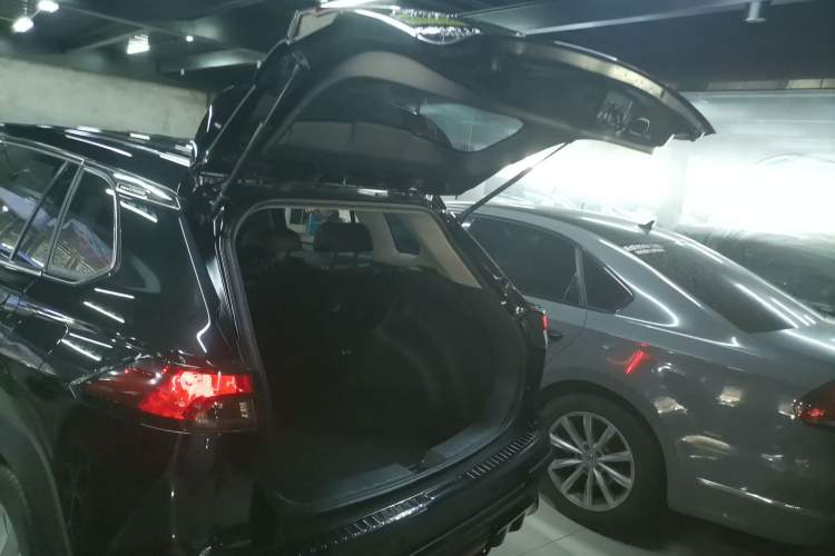 Used Toyota Corolla Cross 2022 2.0L Pioneer Edition Trunk