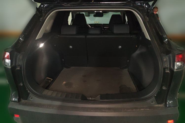 Used Toyota Corolla Cross 2022 2.0L Luxury Edition Trunk