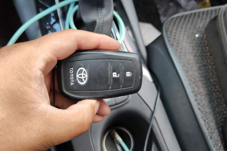 Used Toyota Corolla Cross 2022 2.0L Elite Edition Vehicle Key