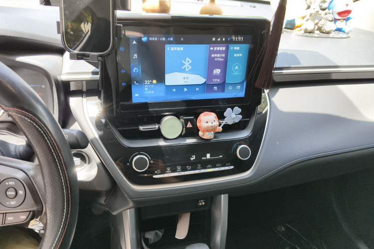 Used Toyota Corolla Cross 2022 2.0L Luxury Edition Audio And AC Panel
