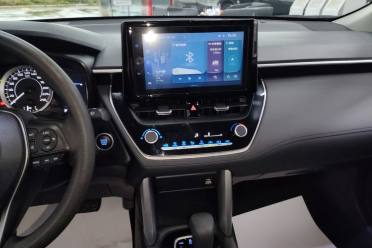 Used Toyota Corolla Cross 2022 2.0L Luxury Edition Audio And AC Panel
