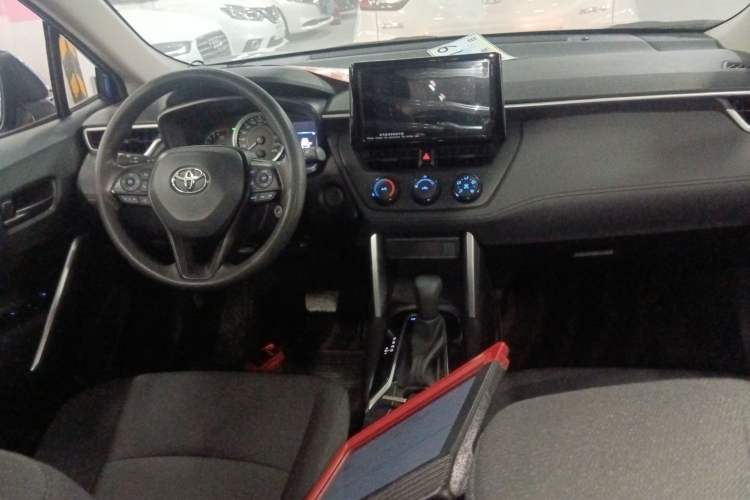 Used Toyota Corolla Cross 2022 2.0L Pioneer Edition Center Console