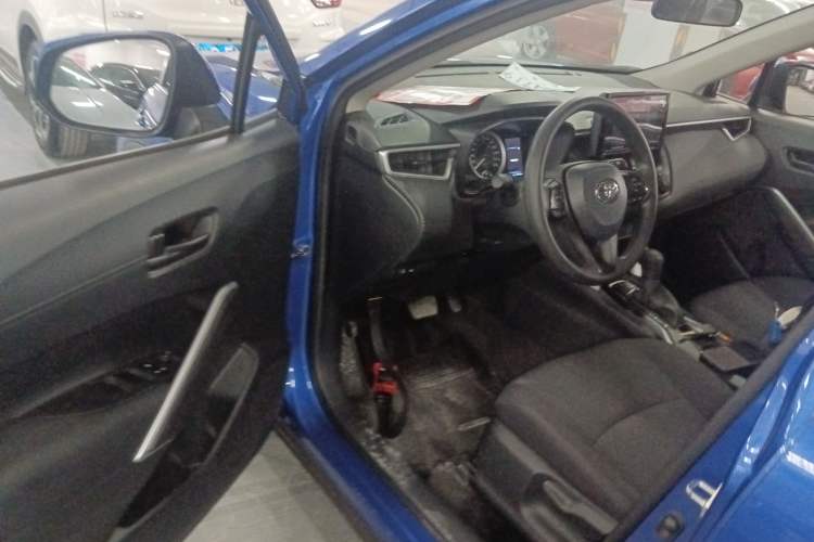 Used Toyota Corolla Cross 2022 2.0L Pioneer Edition Driver Seat