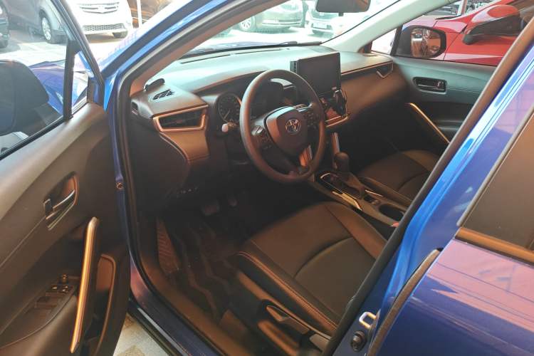 Used Toyota Corolla Cross 2022 2.0L Elite Edition Driver Seat