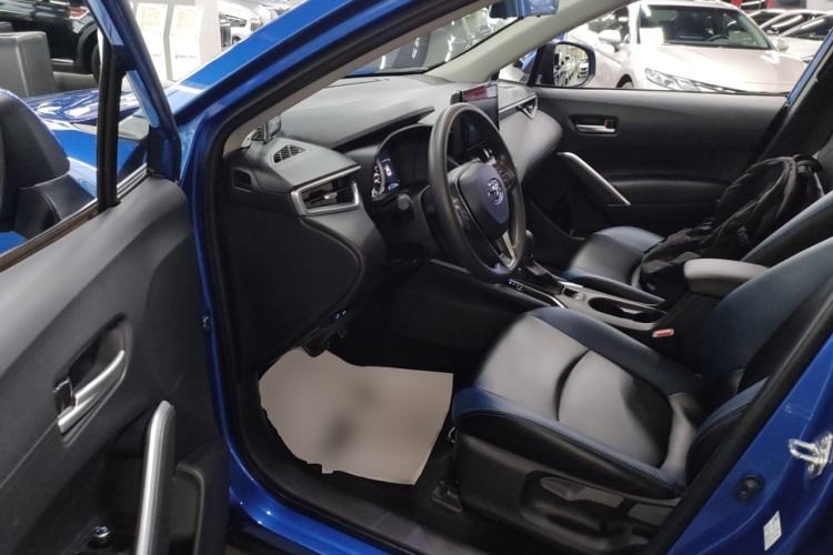 Used Toyota Corolla Cross 2022 2.0L Luxury Edition Driver Seat