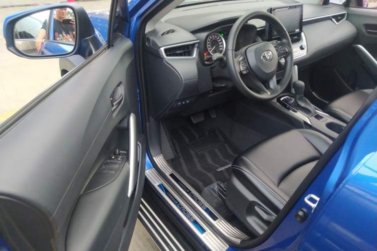 Used Toyota Corolla Cross 2022 2.0L Elite Edition Driver Seat