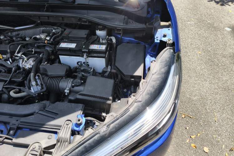 Used Toyota Corolla Cross 2022 2.0L Luxury Edition Engine Bay Left