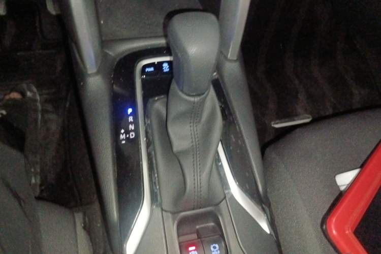 Used Toyota Corolla Cross 2022 2.0L Pioneer Edition Gear Lever