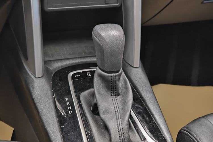 Used Toyota Corolla Cross 2022 2.0L Luxury Edition Gear Lever