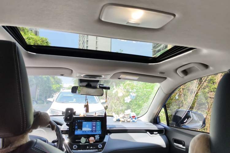 Used Toyota Corolla Cross 2022 2.0L Luxury Edition Headliner