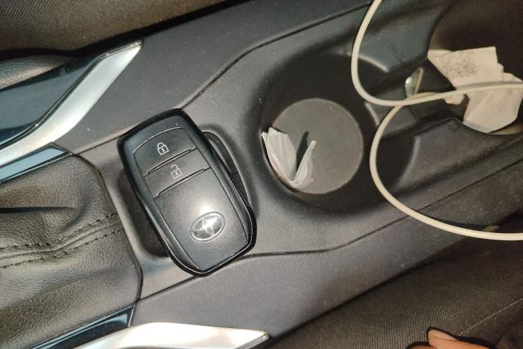Used Toyota Corolla Cross 2022 2.0L Elite Edition Interior 1