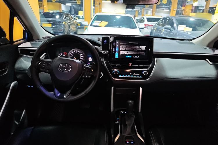 Used Toyota Corolla Cross 2022 2.0L Elite Edition Interior 2