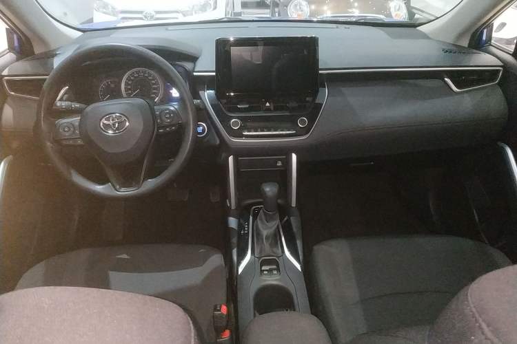 Used Toyota Corolla Cross 2022 2.0L Elite Edition Interior 2