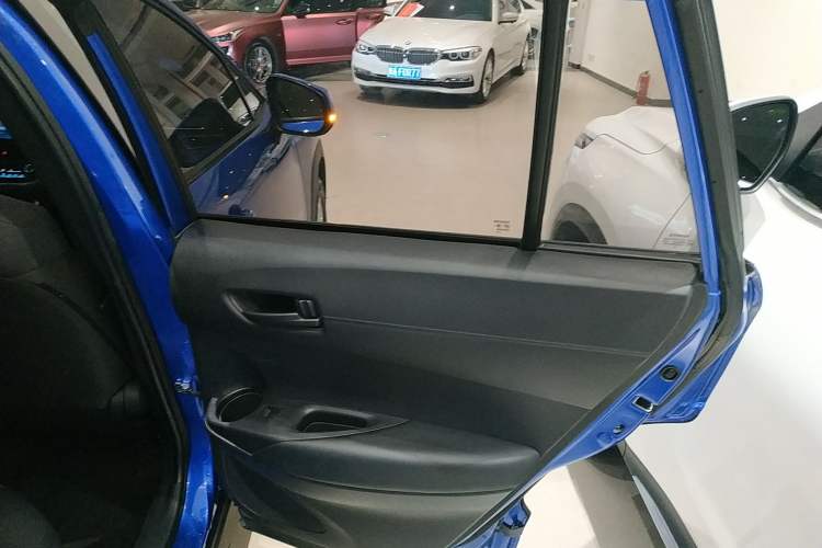 Used Toyota Corolla Cross 2022 2.0L Elite Edition Interior 6
