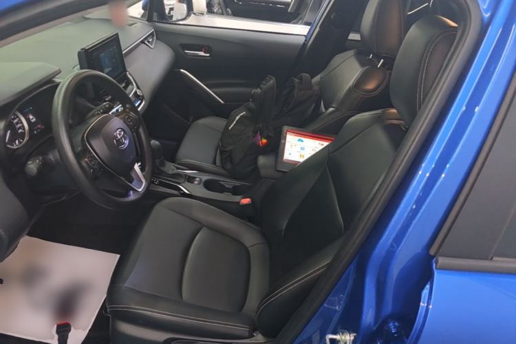 Used Toyota Corolla Cross 2022 2.0L Luxury Edition Left Front Seat