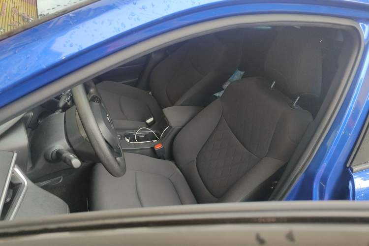 Used Toyota Corolla Cross 2022 2.0L Elite Edition Left Front Seat