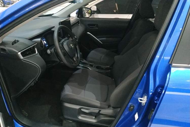 Used Toyota Corolla Cross 2022 2.0L Elite Edition Left Front Seat