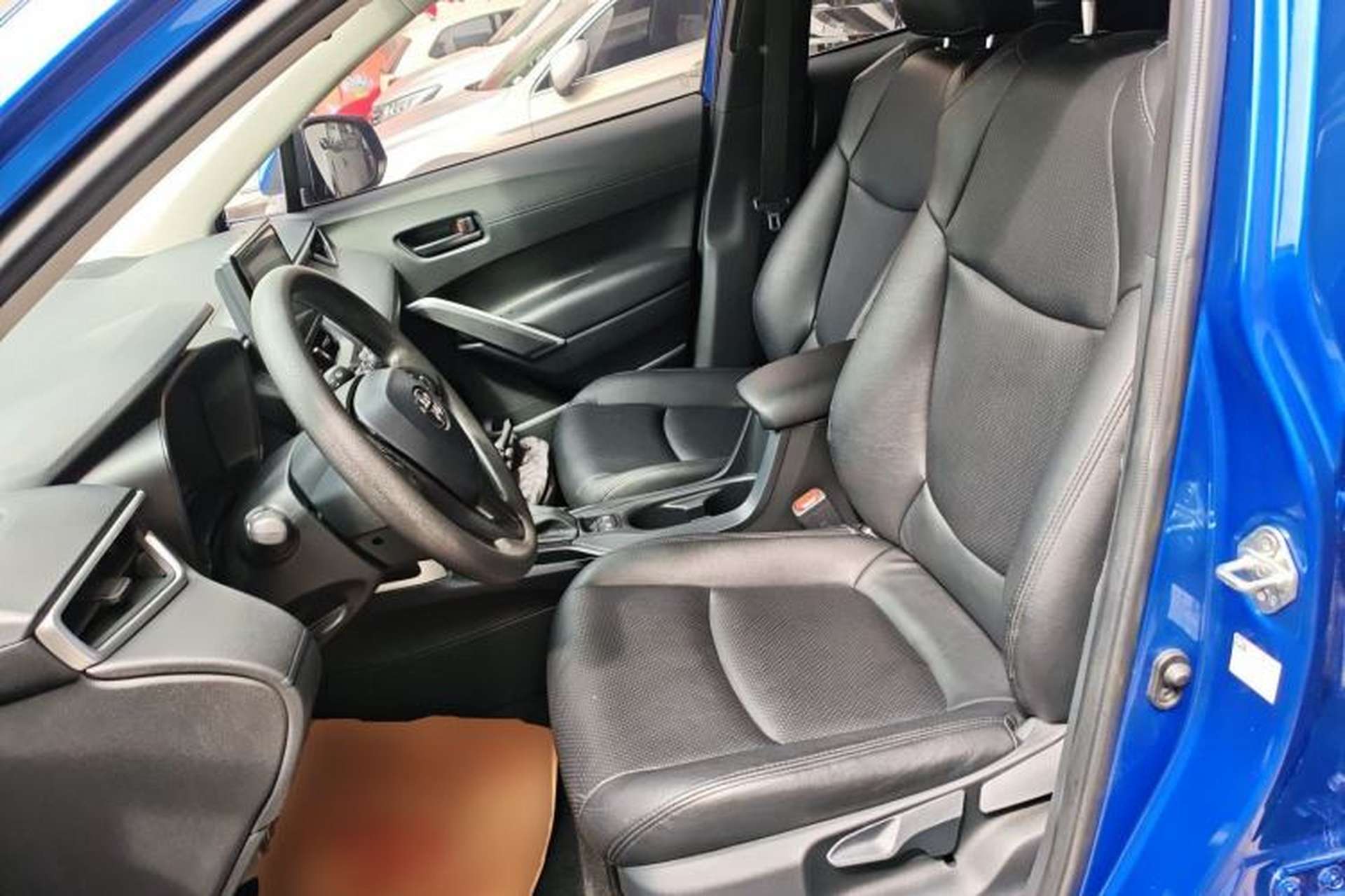 Used Toyota Corolla Cross 2022 2.0L Pioneer Edition Left Front Seat