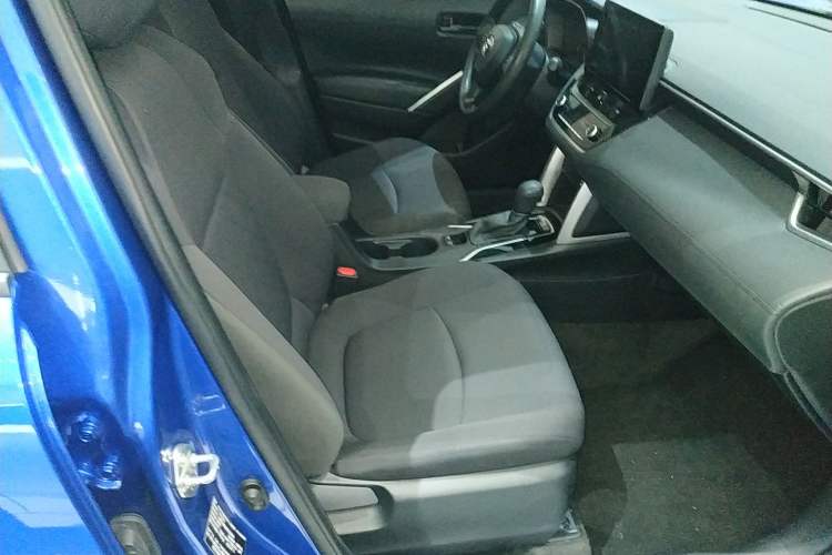 Used Toyota Corolla Cross 2022 2.0L Elite Edition Right Front Seat