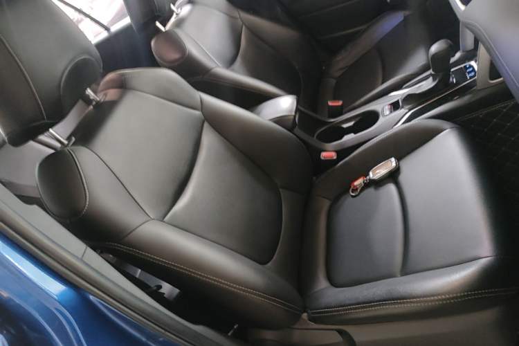 Used Toyota Corolla Cross 2022 2.0L Elite Edition Right Front Seat