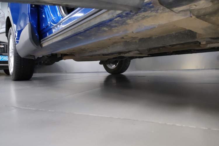 Used Toyota Corolla Cross 2022 2.0L Luxury Edition Right Side Sill