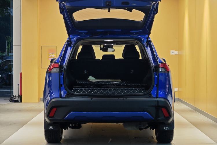 Used Toyota Corolla Cross 2022 2.0L Luxury Edition Trunk