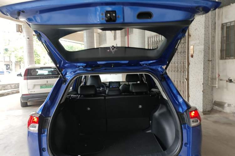 Used Toyota Corolla Cross 2022 2.0L Elite Edition Trunk
