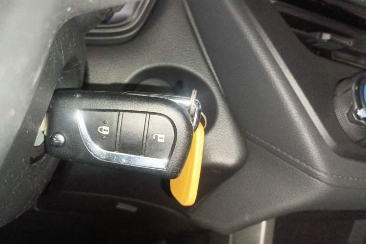 Used Toyota Corolla Cross 2022 2.0L Pioneer Edition Vehicle Key