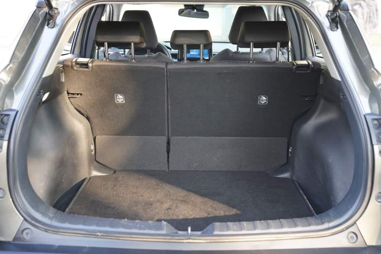 Used Toyota Corolla Cross 2022 2.0L Elite Edition Interior 8