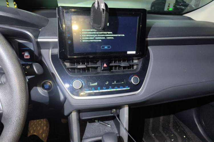 Used Toyota Corolla Cross 2022 2.0L Elite Edition Audio And AC Panel