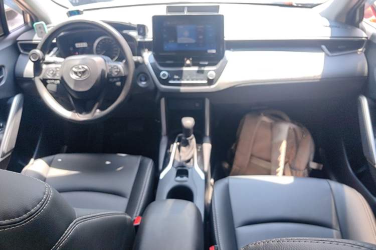 Used Toyota Corolla Cross 2022 2.0L Elite Edition Center Console