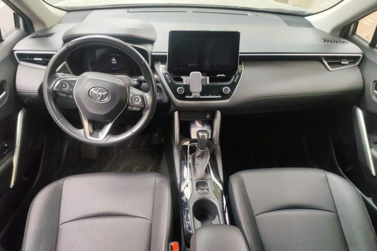 Used Toyota Corolla Cross 2022 2.0L Flagship Edition Center Console