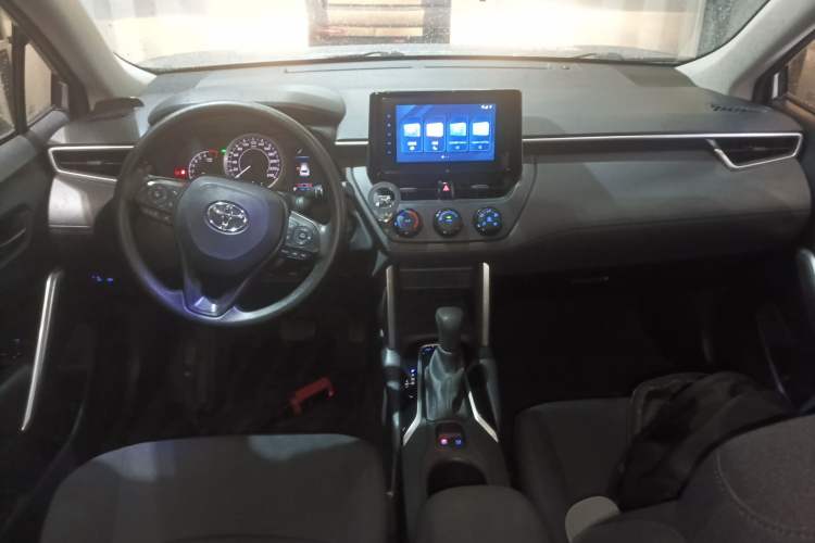Used Toyota Corolla Cross 2022 2.0L Pioneer Edition Center Console