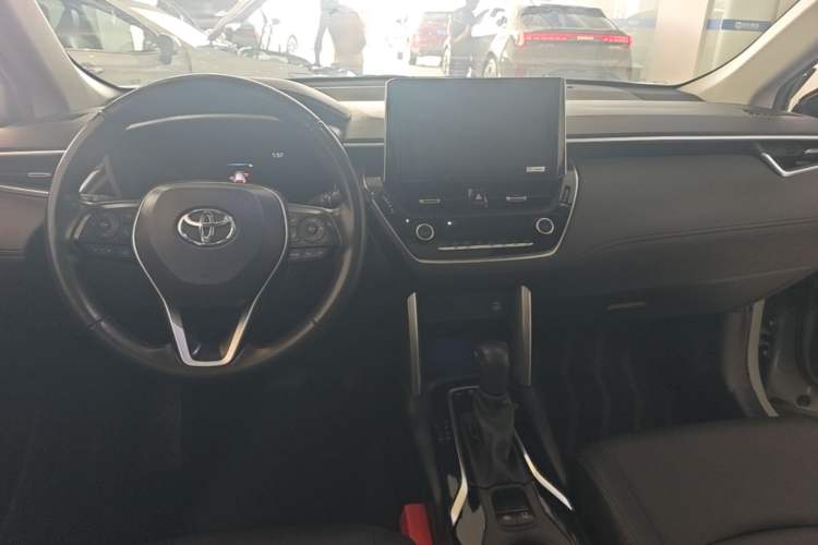 Used Toyota Corolla Cross 2022 2.0L Flagship Edition Center Console