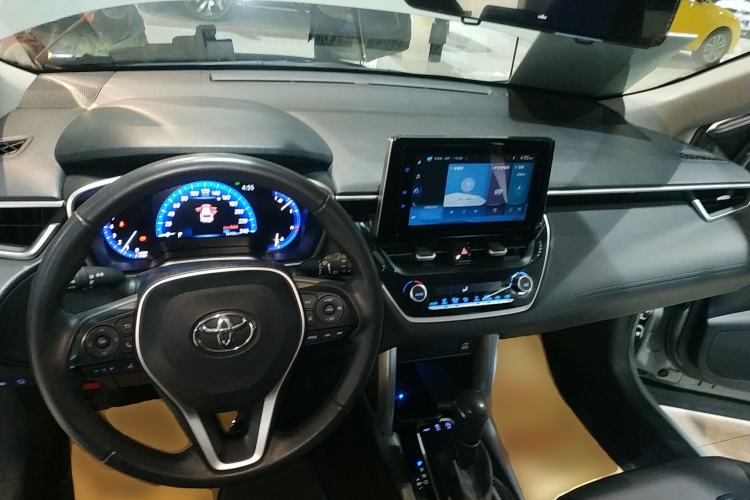 Used Toyota Corolla Cross 2022 2.0L Flagship Edition Center Console