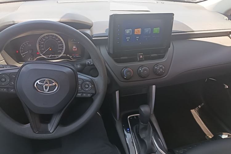 Used Toyota Corolla Cross 2022 2.0L Pioneer Edition Center Console