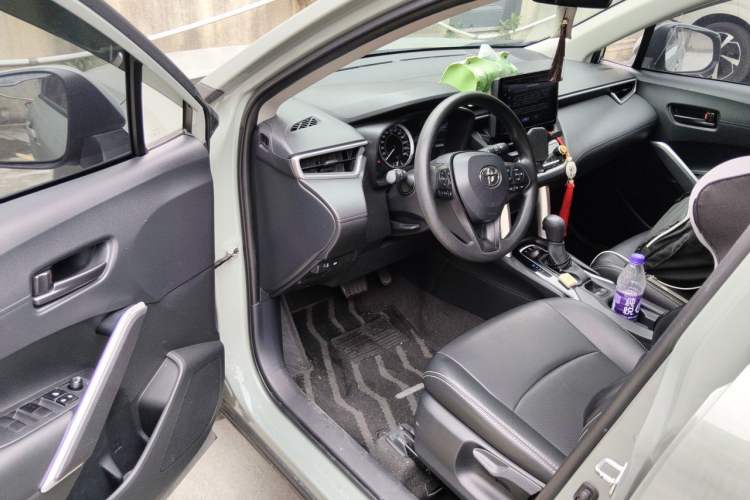 Used Toyota Corolla Cross 2022 2.0L Elite Edition Driver Seat