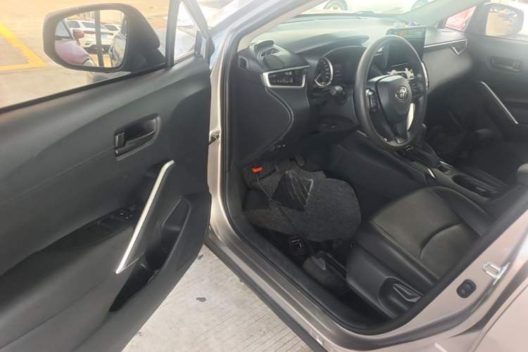 Used Toyota Corolla Cross 2022 2.0L Elite Edition Driver Seat
