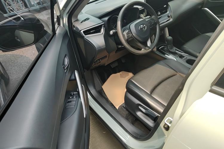 Used Toyota Corolla Cross 2022 2.0L Elite Edition Driver Seat