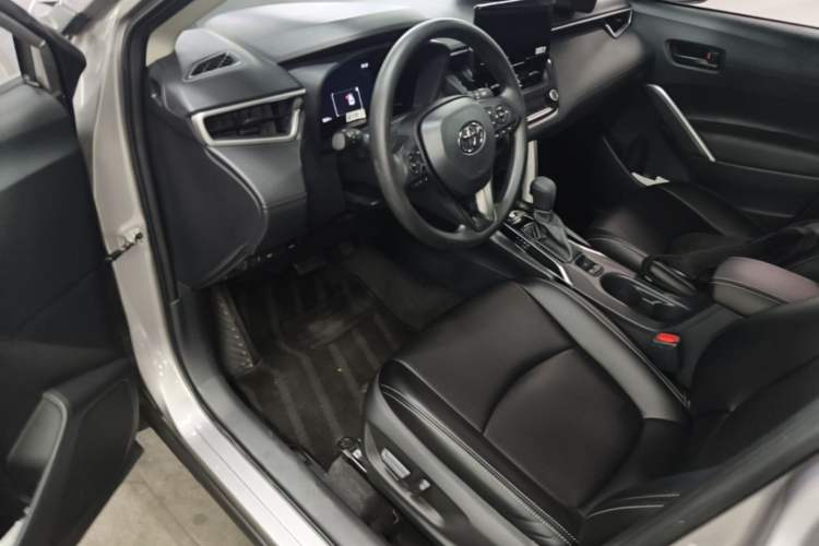 Used Toyota Corolla Cross 2022 2.0L Deluxe Edition Driver Seat