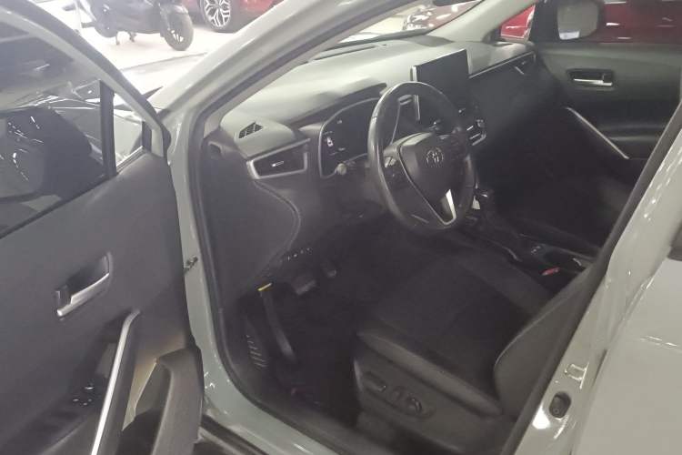 Used Toyota Corolla Cross 2022 2.0L Flagship Edition Driver Seat