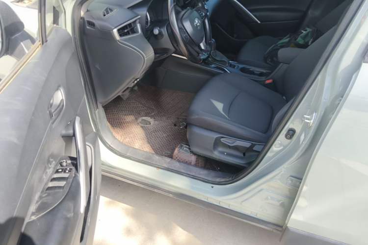 Used Toyota Corolla Cross 2022 2.0L Elite Edition Driver Seat