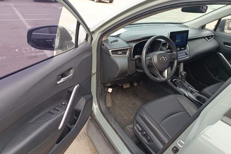 Used Toyota Corolla Cross 2022 2.0L Flagship Edition Driver Seat
